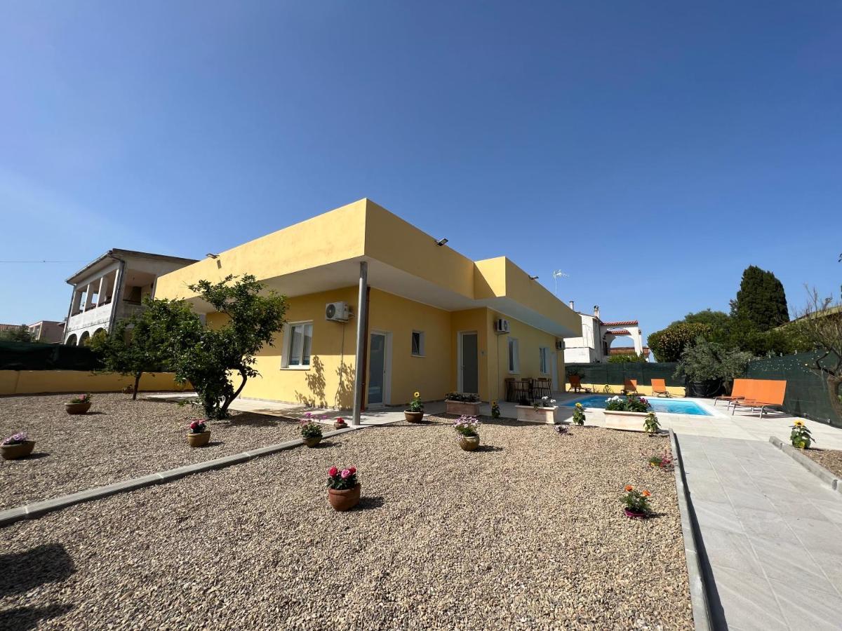 Casa Vacanze Mare Fuori Capoterra Buitenkant foto