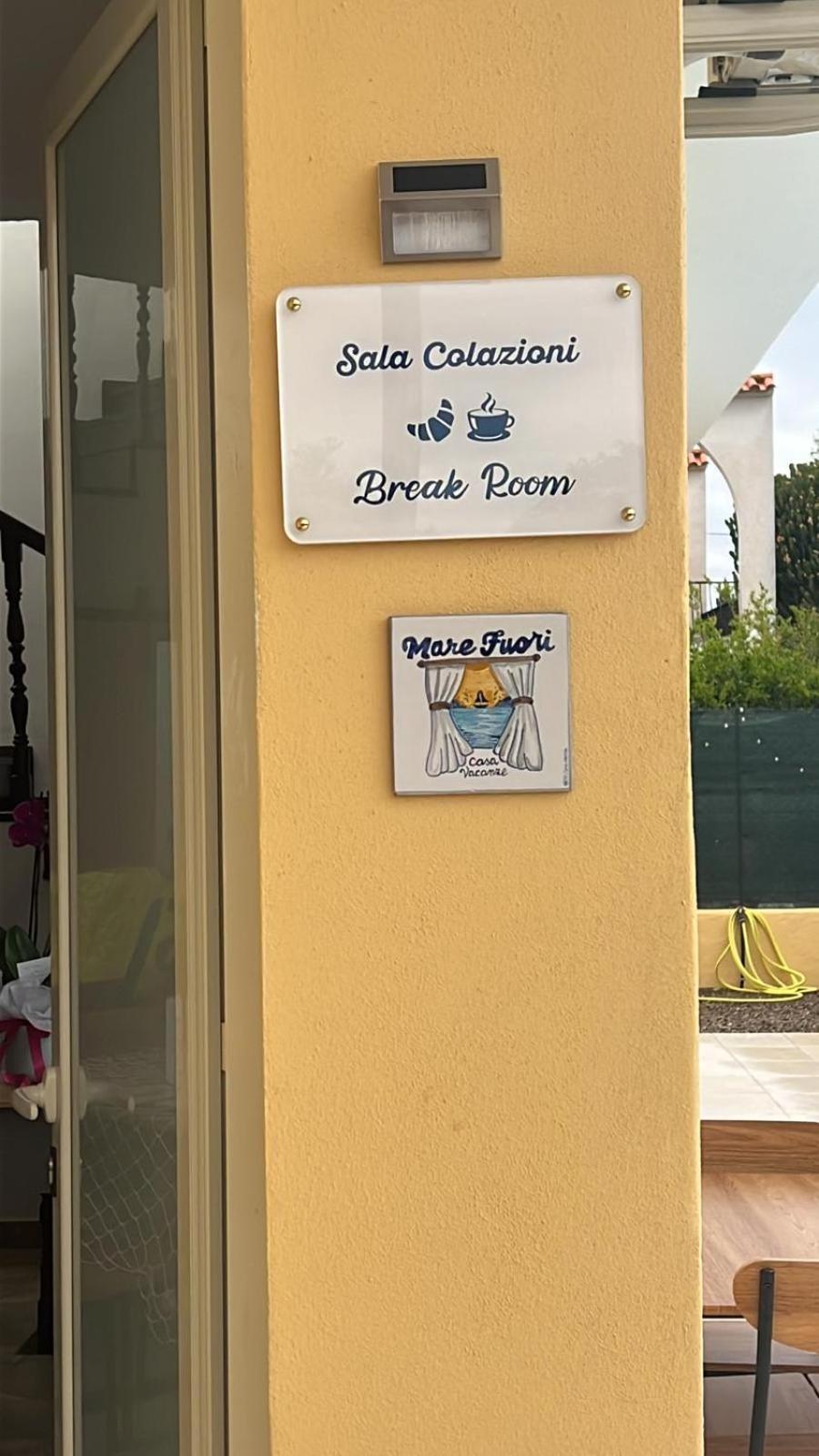 Casa Vacanze Mare Fuori Capoterra Buitenkant foto